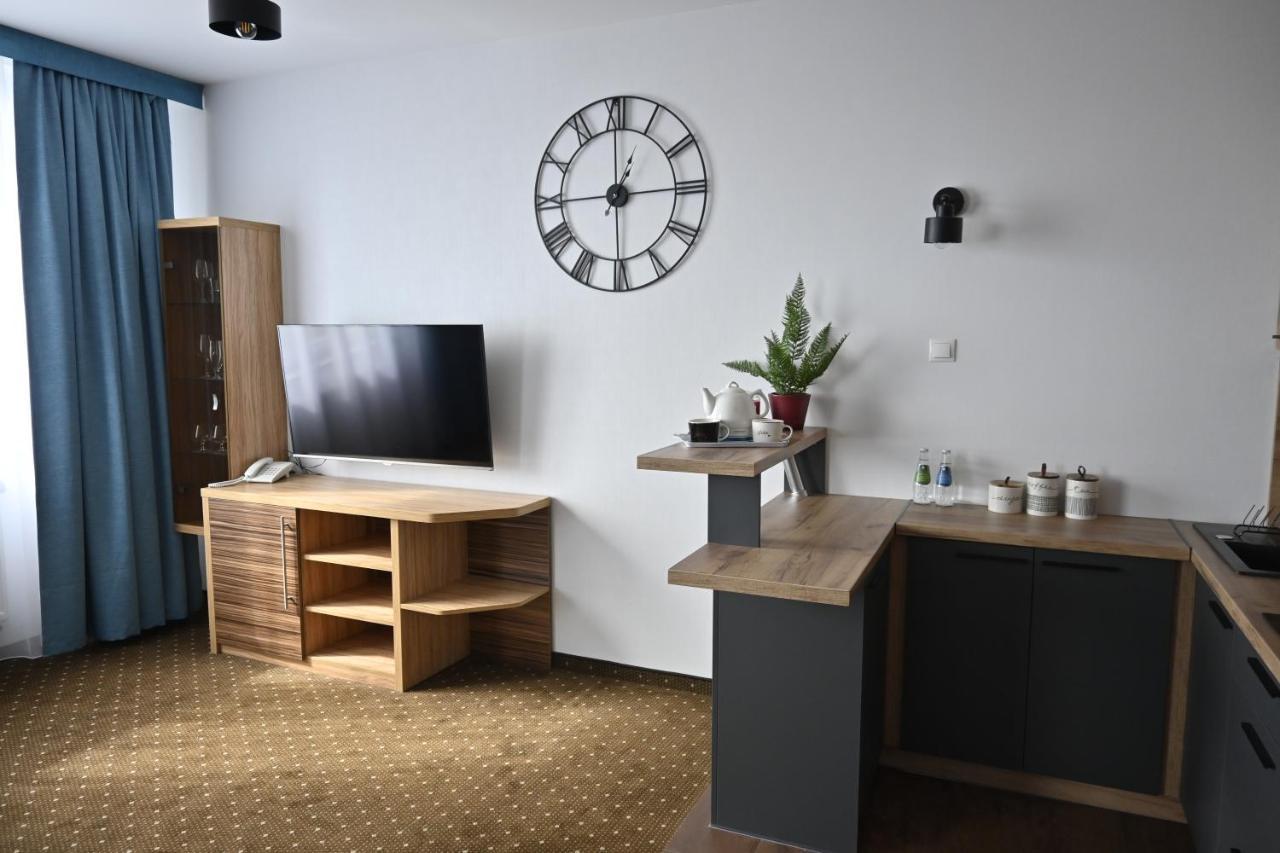 Aparthotel Legnica - Apartamenty Z Aneksem Kuchennym المظهر الخارجي الصورة